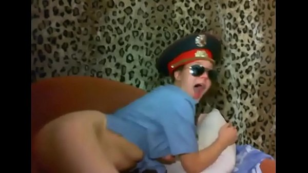 Любительское порно с русской женщиной полицейским - порно видео