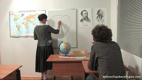 Секс с учителем географии - порно видео на massage-couples.ru